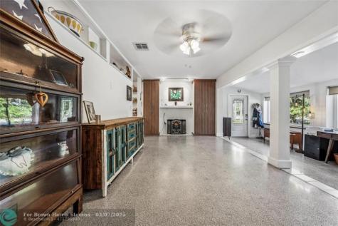 846 SW 9th Street Fort Lauderdale FL 33315