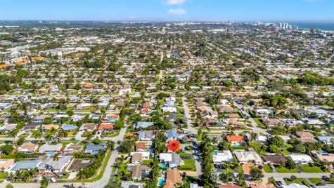 5211 NE 26th Avenue Lighthouse Point FL 33064