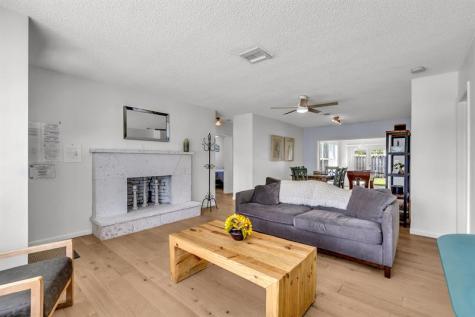 5211 NE 26th Avenue Lighthouse Point FL 33064