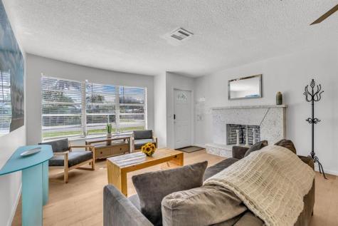 5211 NE 26th Avenue Lighthouse Point FL 33064