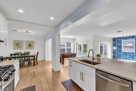 5211 NE 26th Avenue Lighthouse Point FL 33064