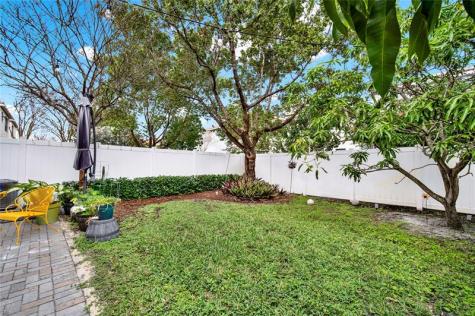 805 NE 191st Street Miami FL 33179