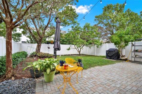 805 NE 191st Street Miami FL 33179