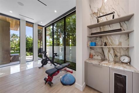 2421 Barcelona Drive Fort Lauderdale FL 33301