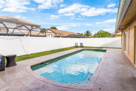 9661 Carousel Circle S Boca Raton FL 33434
