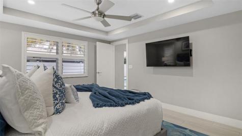 817 SE 13th Court Deerfield Beach FL 33441
