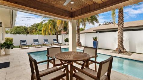 817 SE 13th Court Deerfield Beach FL 33441