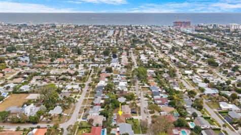 817 SE 13th Court Deerfield Beach FL 33441