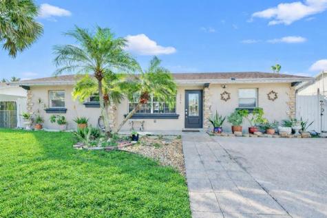 5590 S 35th Court Greenacres FL 33463