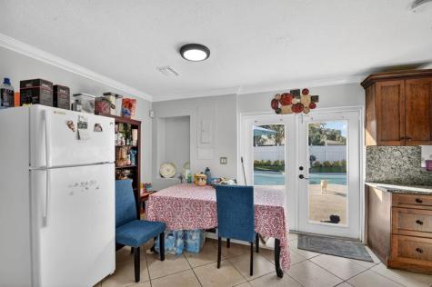 5590 S 35th Court Greenacres FL 33463