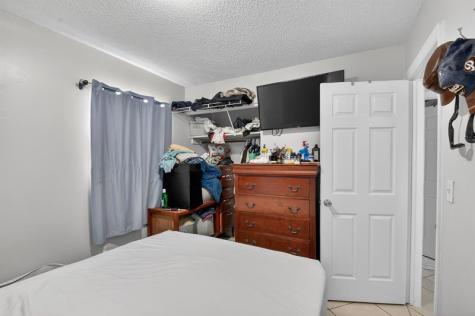 5590 S 35th Court Greenacres FL 33463