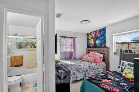 5590 S 35th Court Greenacres FL 33463