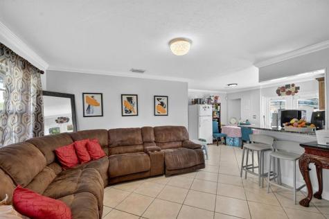 5590 S 35th Court Greenacres FL 33463