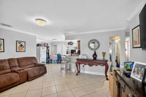 5590 S 35th Court Greenacres FL 33463