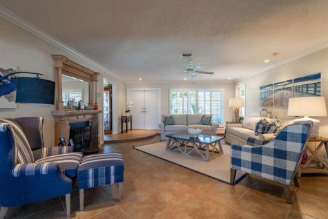4461 NE 27th Avenue Lighthouse Point FL 33064