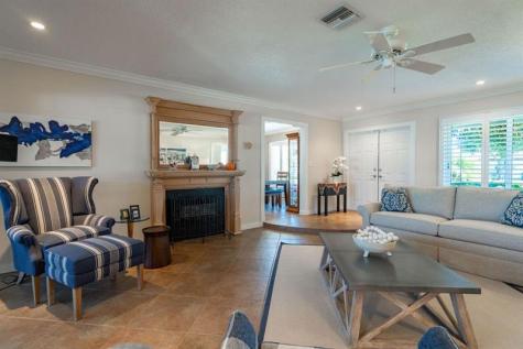 4461 NE 27th Avenue Lighthouse Point FL 33064