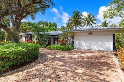 455 Bontona Fort Lauderdale FL 33301
