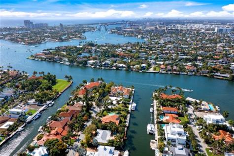 455 Bontona Fort Lauderdale FL 33301