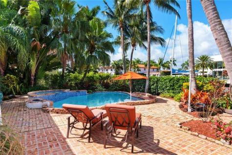 455 Bontona Fort Lauderdale FL 33301