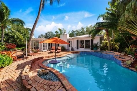 455 Bontona Fort Lauderdale FL 33301