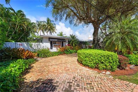 455 Bontona Fort Lauderdale FL 33301
