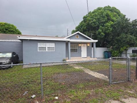 8030 NW 36th Place Miami FL 33147