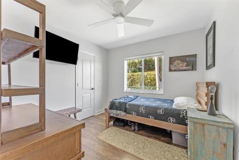 8264 Shadow Wood Boulevard Coral Springs FL 33071