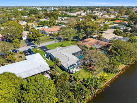 8264 Shadow Wood Boulevard Coral Springs FL 33071