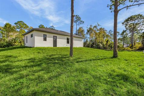 920 Anaconda Avenue S Lehigh Acres FL 33974