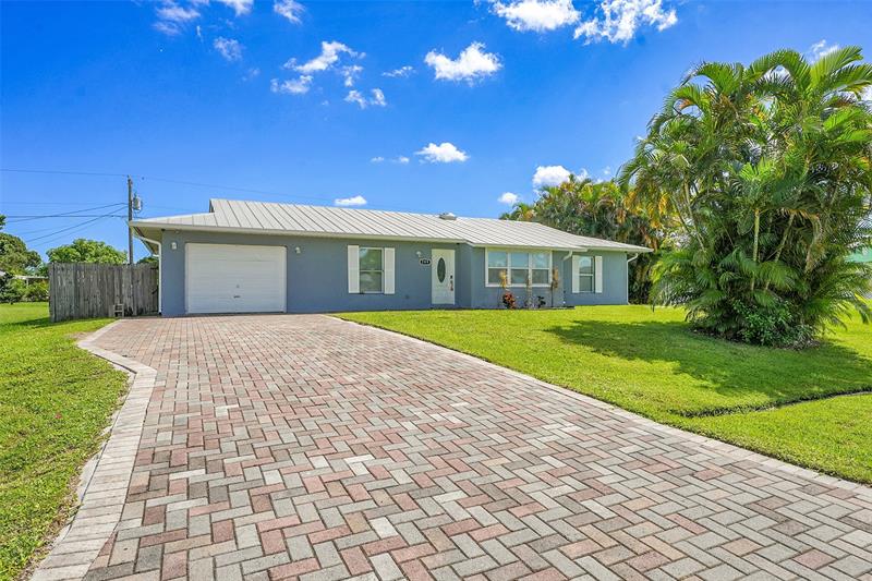 709 SW Dorchester Street Port St Lucie FL 34983