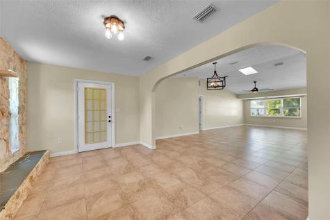 709 SW Dorchester Street Port St Lucie FL 34983