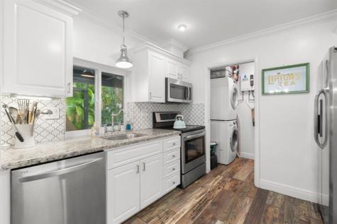 3294 NW 6th Avenue Fort Lauderdale FL 33309