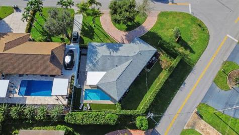 7981 Edgewater Drive West Palm Beach FL 33406