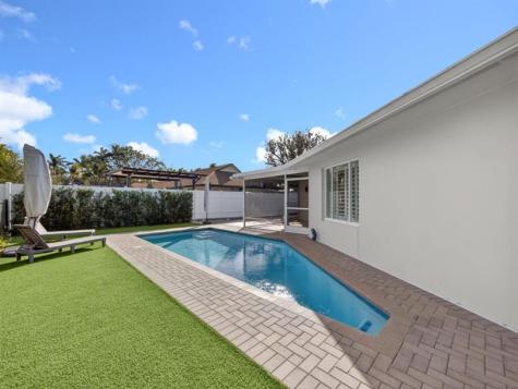 7981 Edgewater Drive West Palm Beach FL 33406