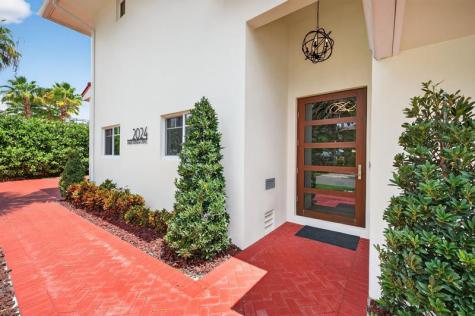 2024 Harbourview Drive Fort Lauderdale FL 33316