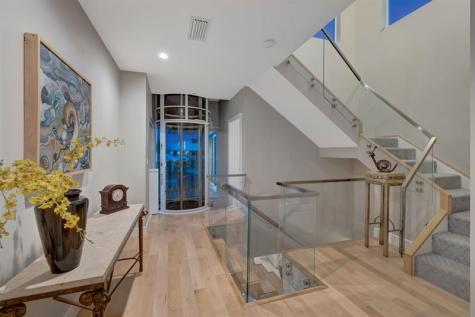 2024 Harbourview Drive Fort Lauderdale FL 33316
