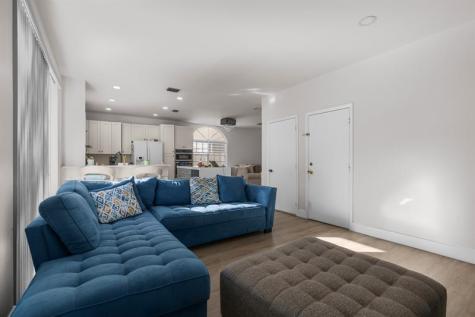 527 NW 87th Lane Coral Springs FL 33071