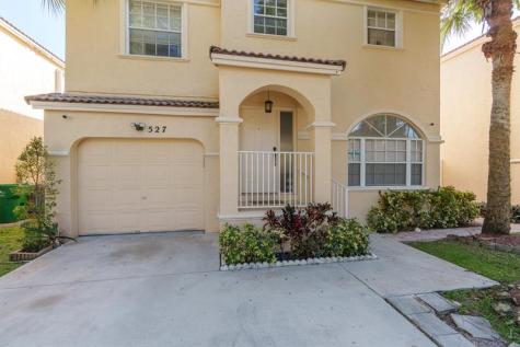 527 NW 87th Lane Coral Springs FL 33071