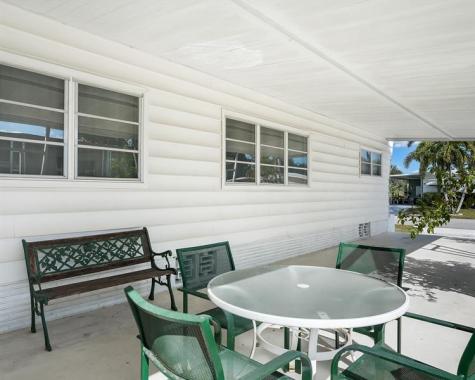 2041 SW 83rd Avenue Davie FL 33324