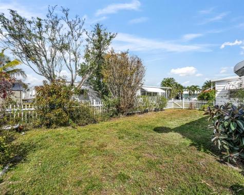 2041 SW 83rd Avenue Davie FL 33324
