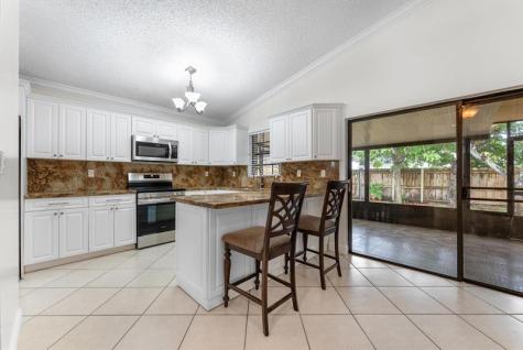 5051 SW 142 Place Miami FL 33175