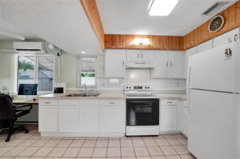 2011 N 31st Avenue Hollywood FL 33021