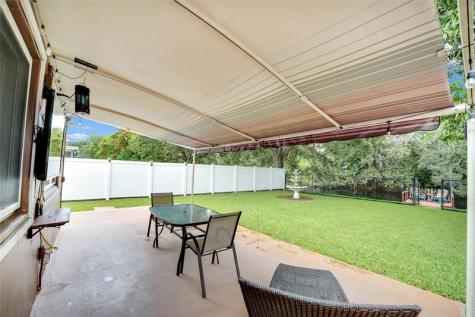 2011 N 31st Avenue Hollywood FL 33021