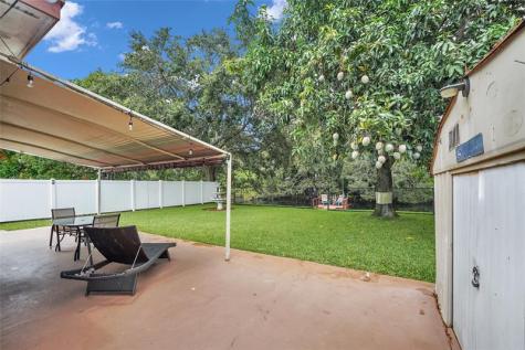 2011 N 31st Avenue Hollywood FL 33021