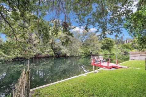 2011 N 31st Avenue Hollywood FL 33021