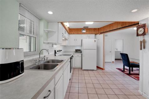 2011 N 31st Avenue Hollywood FL 33021