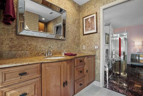 1375 SW 29th Avenue Deerfield Beach FL 33442