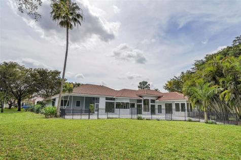 7685 NW 47th Drive Coral Springs FL 33067