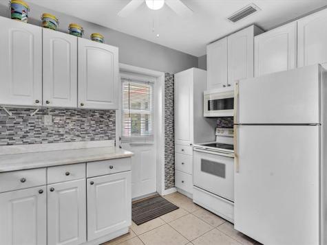 1835 Roosevelt Street Hollywood FL 33020