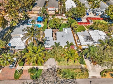 1835 Roosevelt Street Hollywood FL 33020
